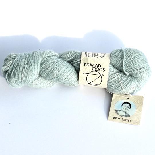 SMOOTH SARTUUR WOOL butterfly